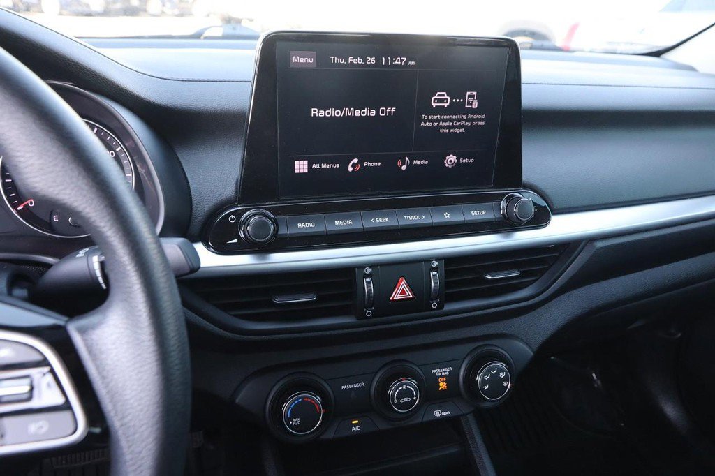 Used 2022 Kia Forte LXS image 14