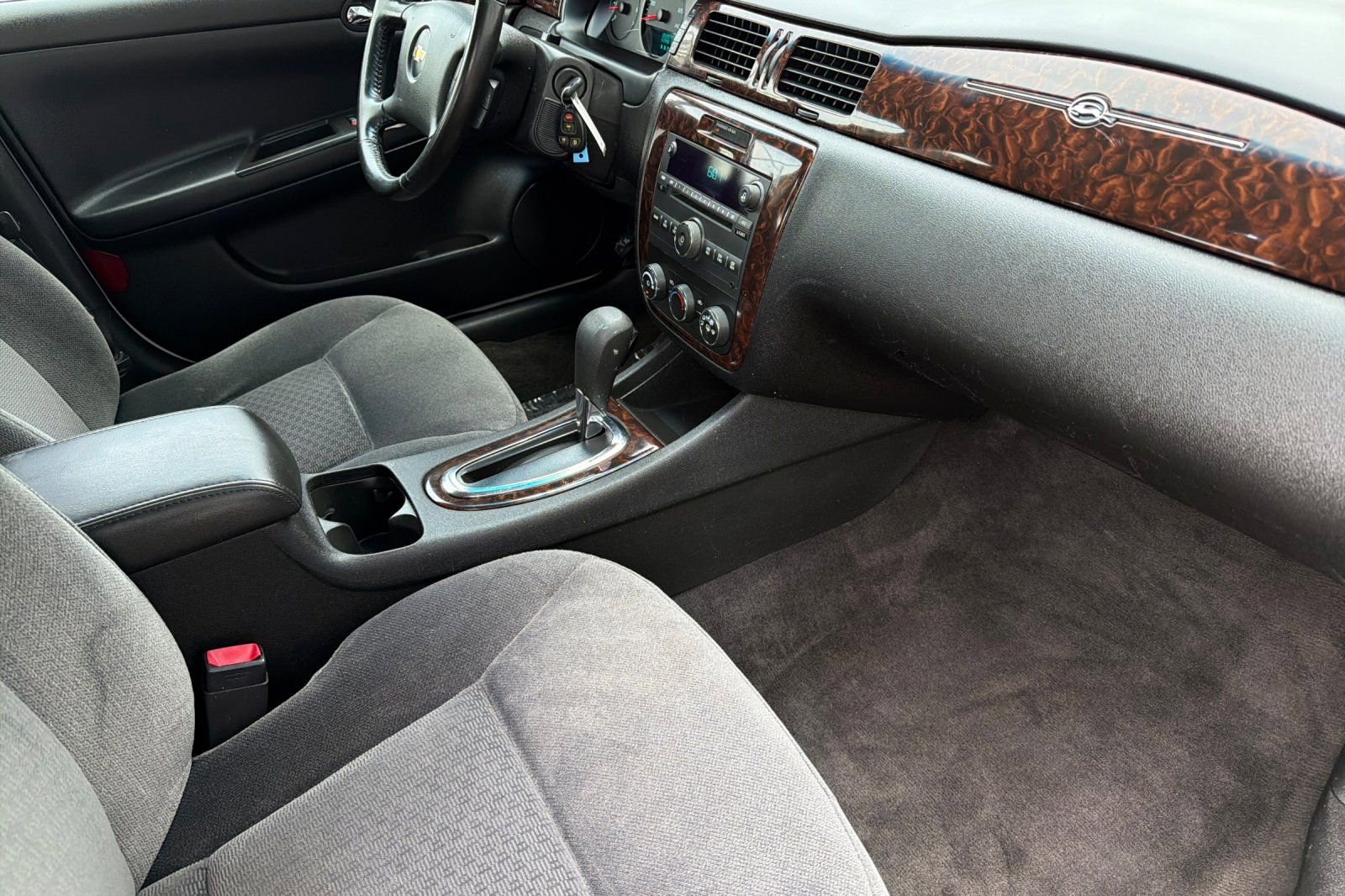 Used 2014 Chevrolet Impala Limited LS FWD image 16