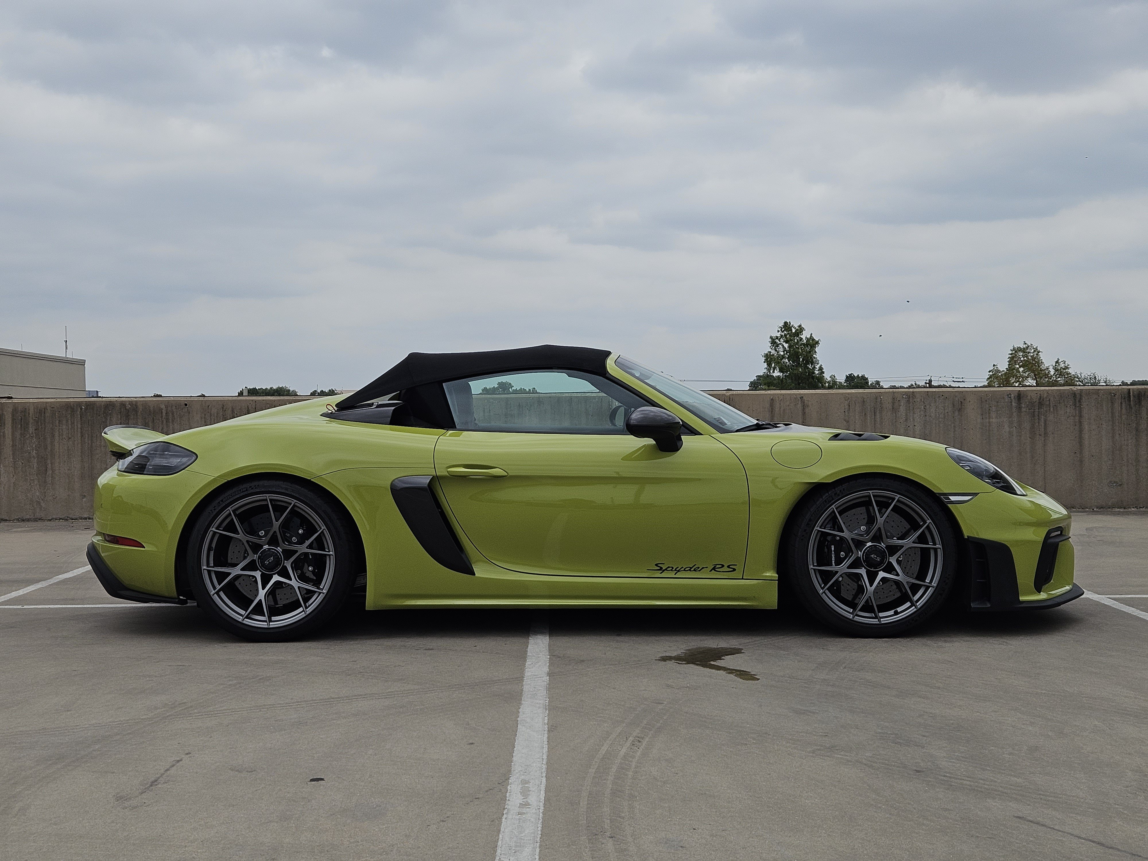 Certified 2024 Porsche 718 Boxster Spyder RS RWD image 9