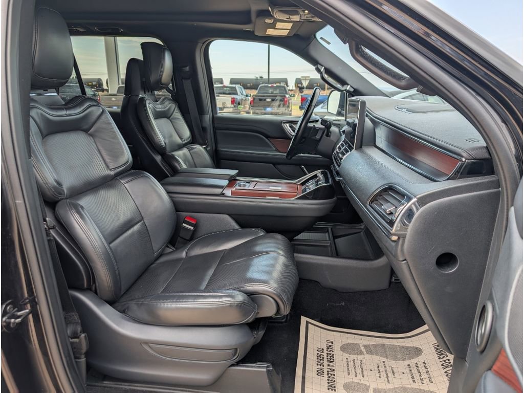 Used 2022 Lincoln Navigator L Reserve image 15