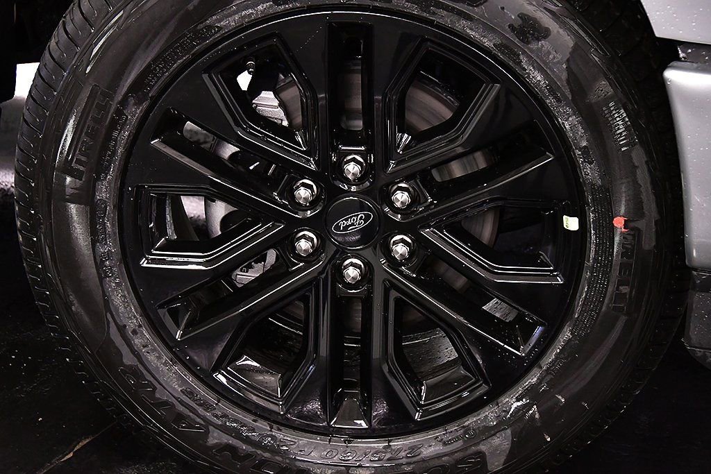 New 2026 Ford F150 XLT w/ Equipment Group 302A MID image 9