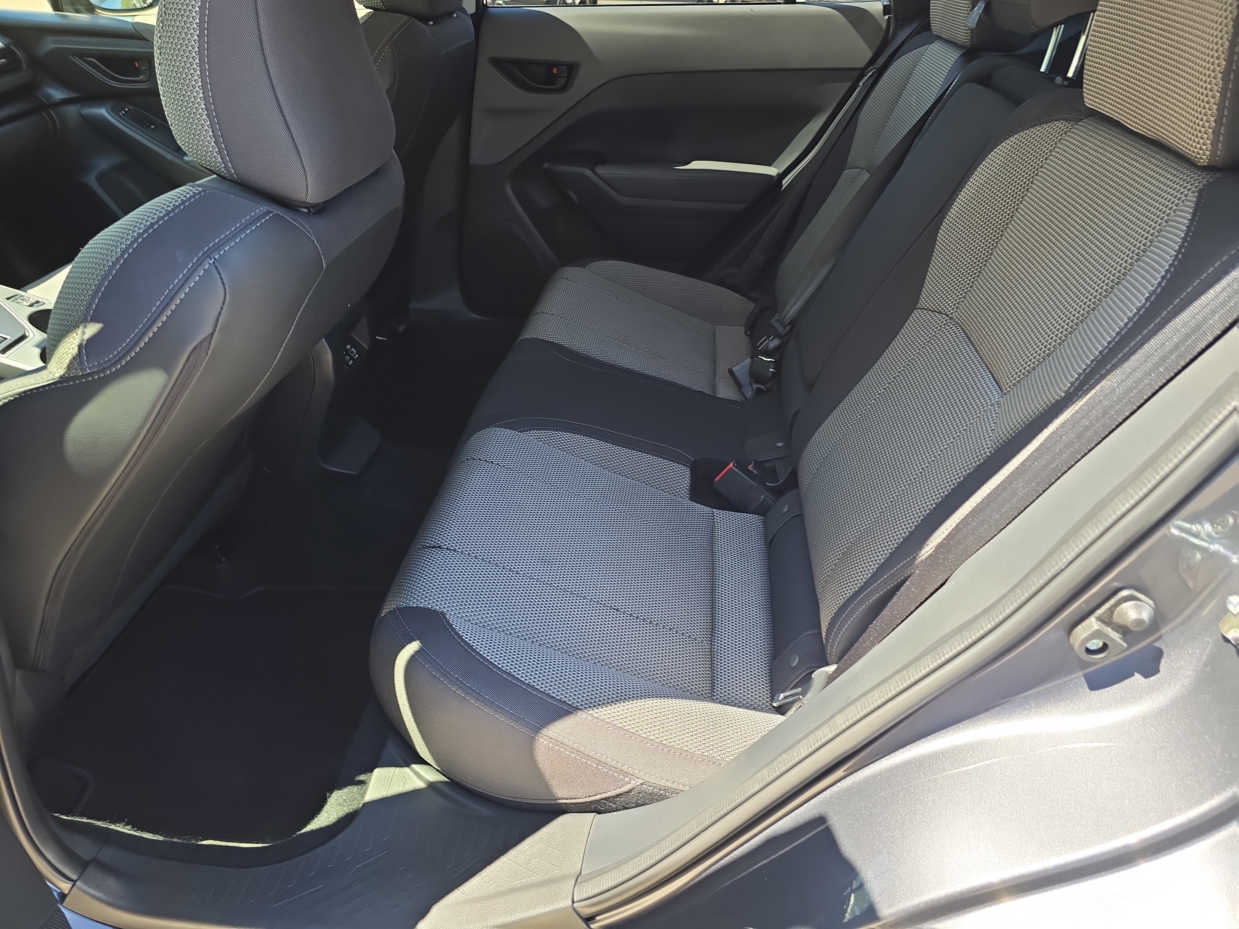 Used 2024 Subaru Crosstrek 2.0i Premium image 16