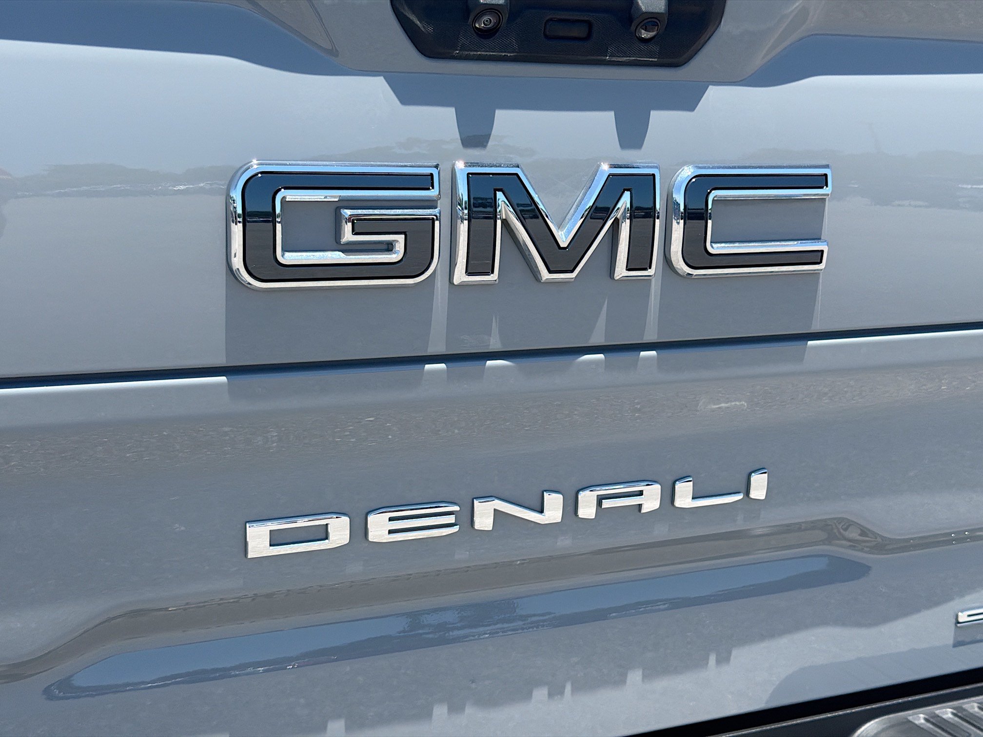 Used 2025 GMC Sierra 1500 Denali Ultimate AWD/4WD image 11