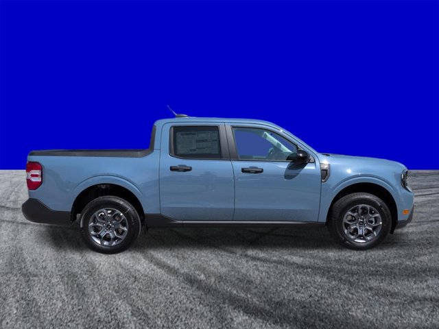 New 2026 Ford Maverick XLT w/ XLT Luxury Package FWD image 3