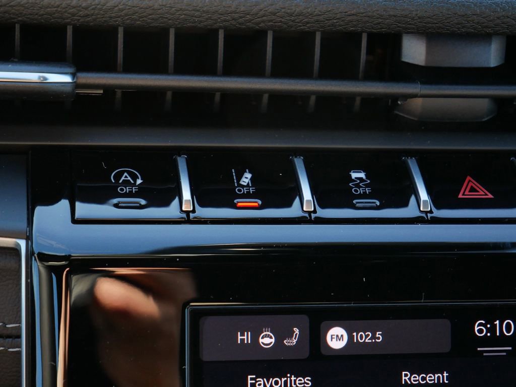 New 2025 Jeep Grand Cherokee Laredo image 36