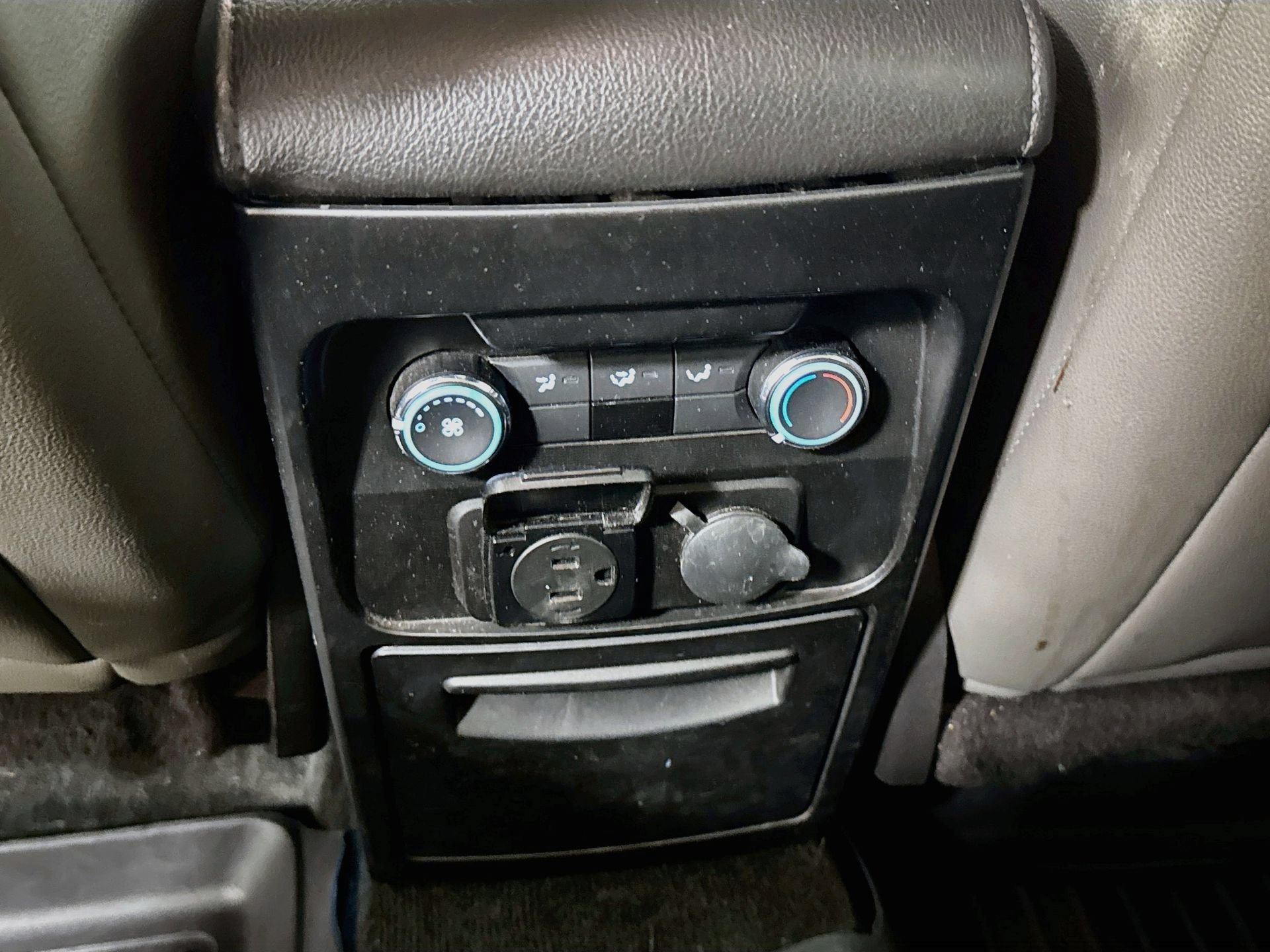 Used 2018 Ford Flex SEL w/ Equipment Group 202A FWD image 24