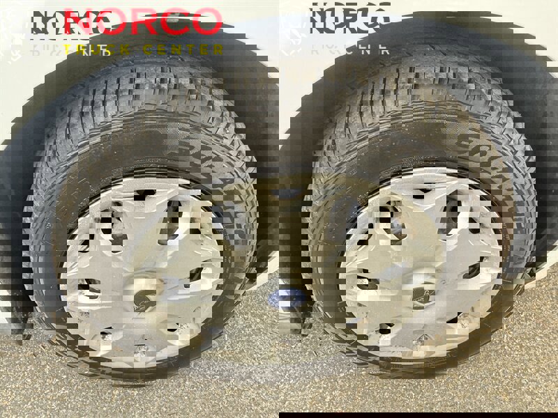 Used 2018 Ford Transit Connect XLT image 19