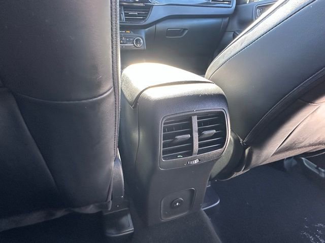 Used 2025 Ford Escape ST-Line w/ Equipment Group 301A image 32