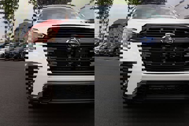 New 2025 Subaru Ascent Bronze Edition image 9