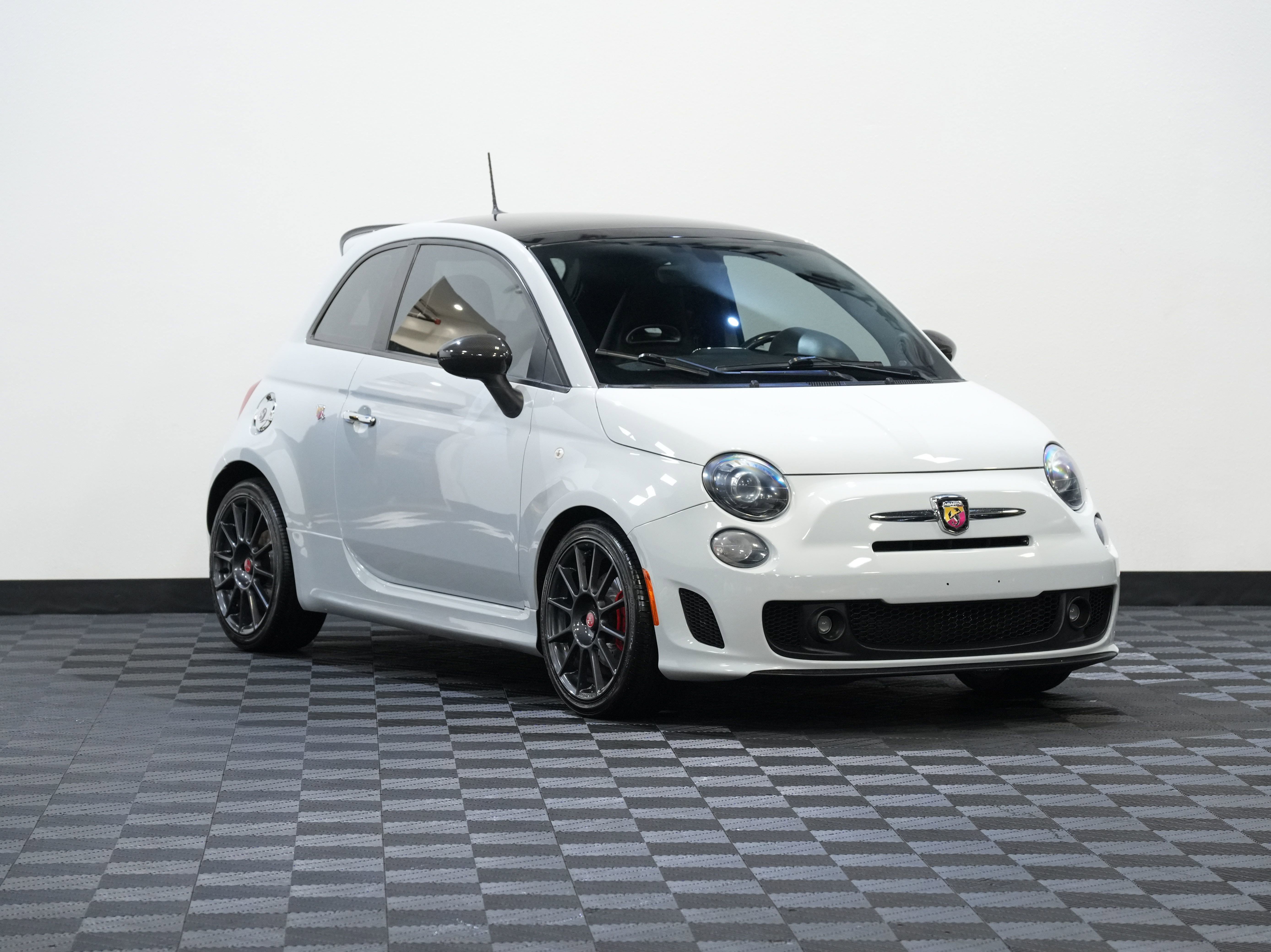 Used 2017 FIAT 500 Abarth w/ Popular Equipment Package image 5