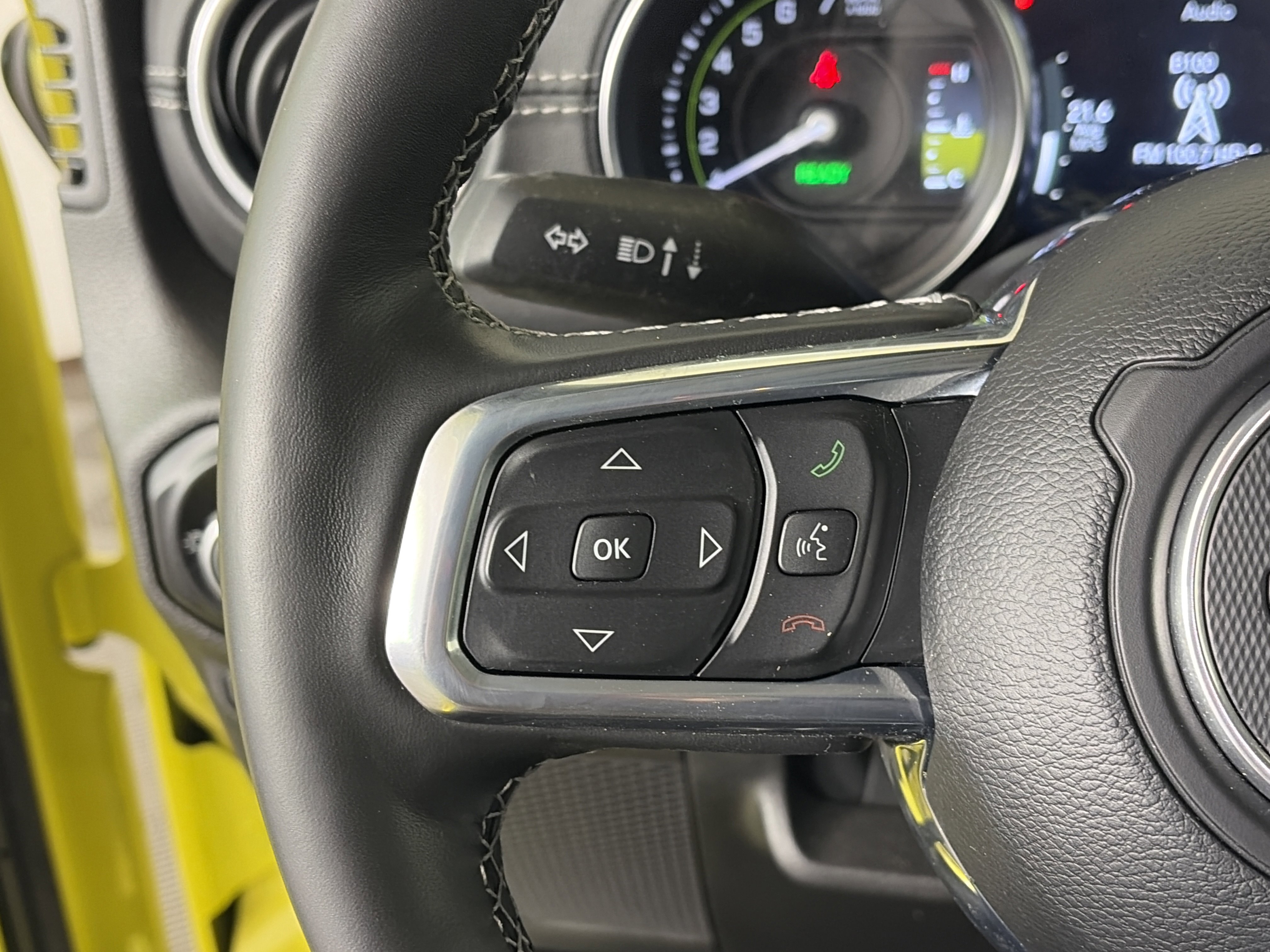 Used 2023 Jeep Wrangler Sahara w/ Cold Weather Group image 29