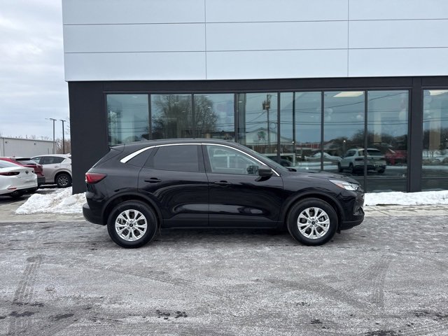 Used 2023 Ford Escape Active image 2