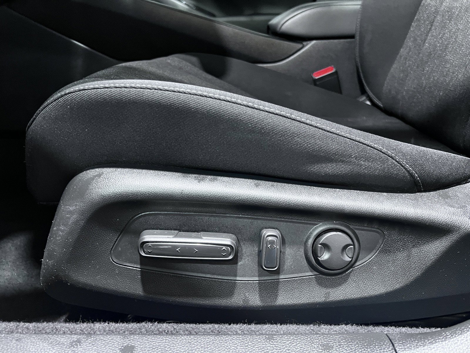 Used 2023 Honda Accord EX image 23