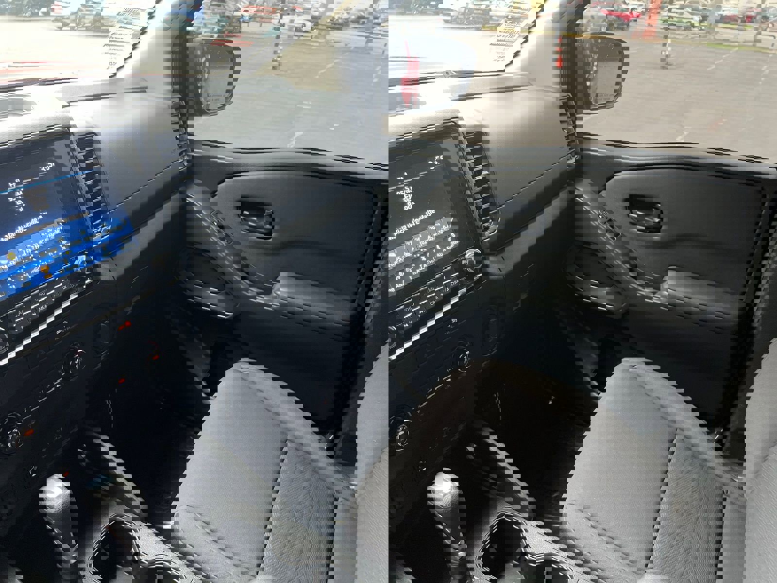 Used 2022 Nissan Frontier S w/ Technology Package RWD image 19