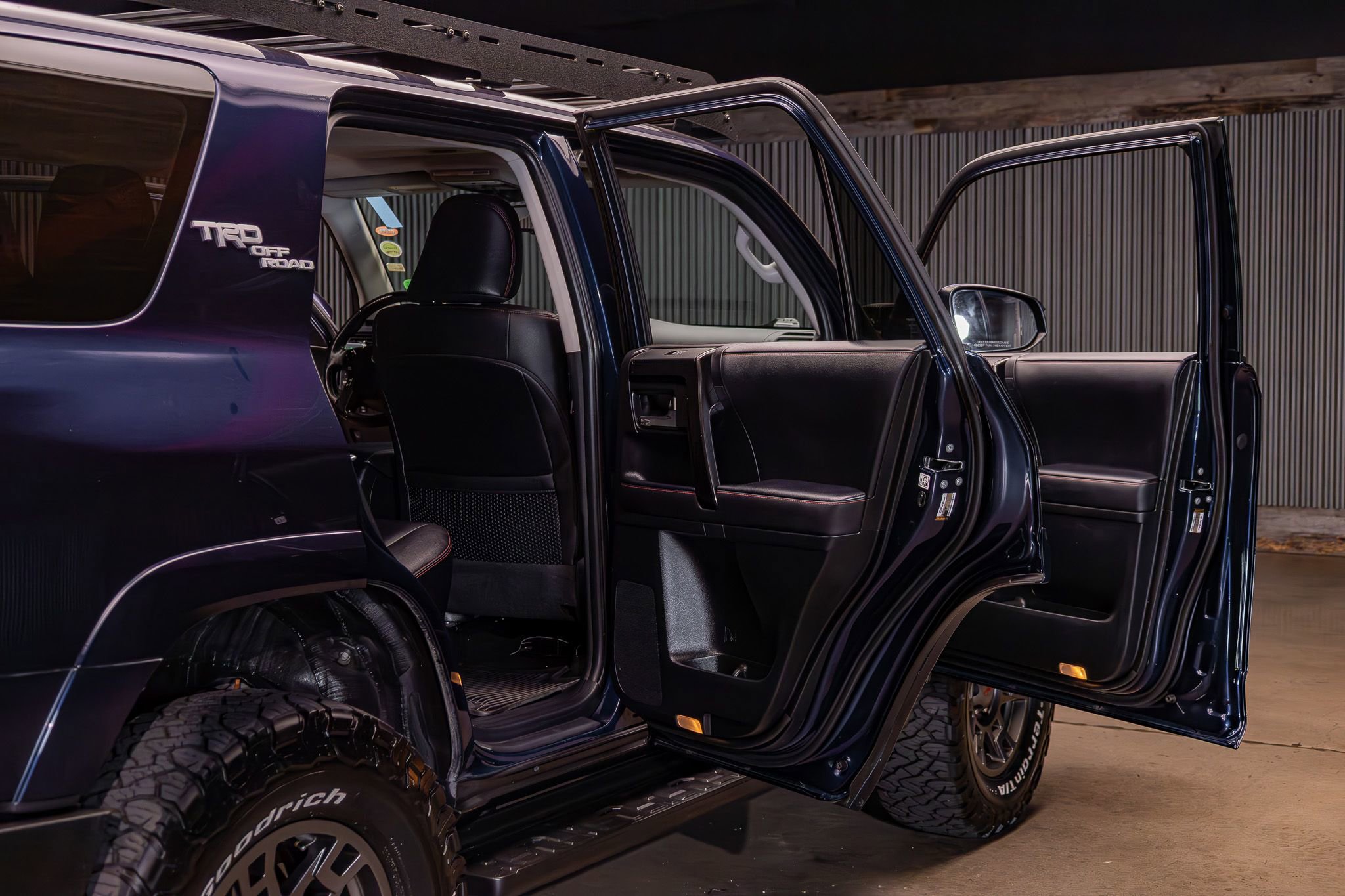 Used 2023 Toyota 4Runner TRD Off-Road Premium w/ Moonroof Package AWD/4WD image 29
