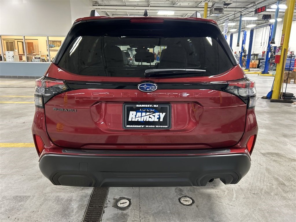 Certified 2025 Subaru Forester Premium image 7