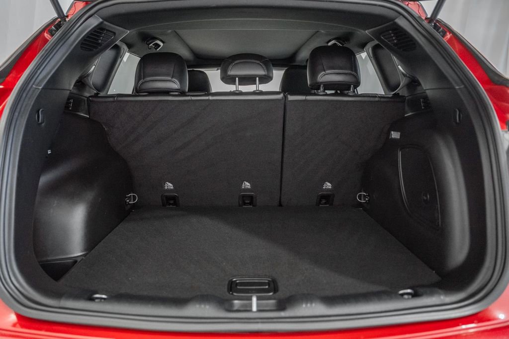 Certified 2024 Jeep Compass Limited w/ High Altitude Package image 11