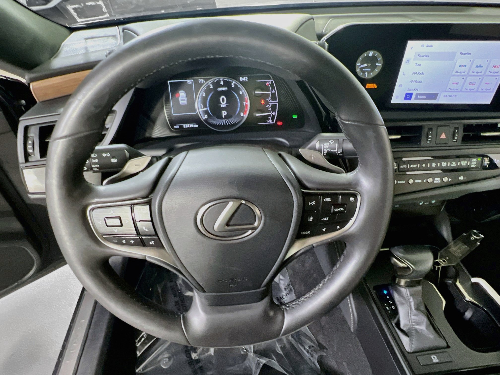 Used 2023 Lexus ES 350 w/ Premium Package FWD image 11