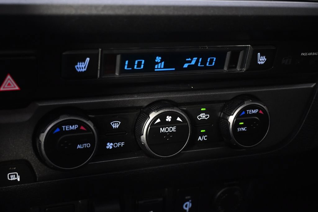 Used 2023 Toyota Tacoma TRD Off-Road w/ TRD Premium Off Road Package AWD/4WD image 31