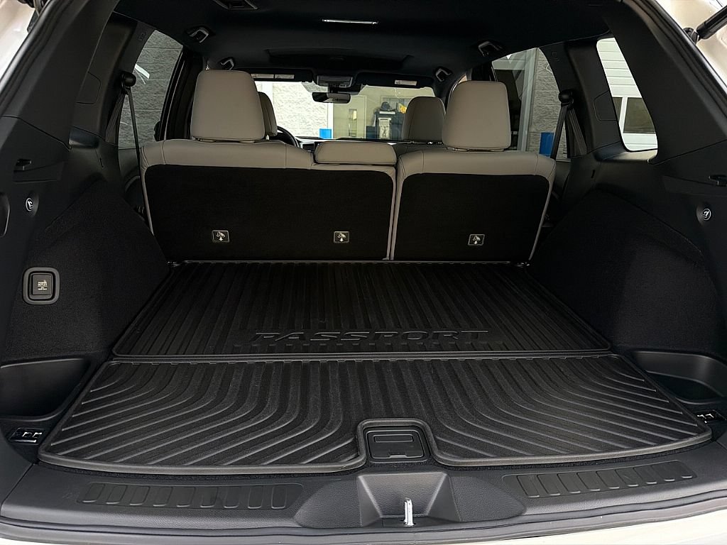 Used 2023 Honda Passport EX-L image 33