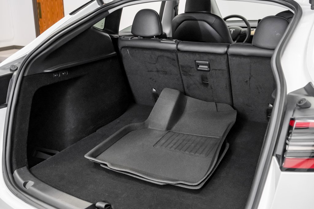 Used 2023 Tesla Model Y Long Range image 50