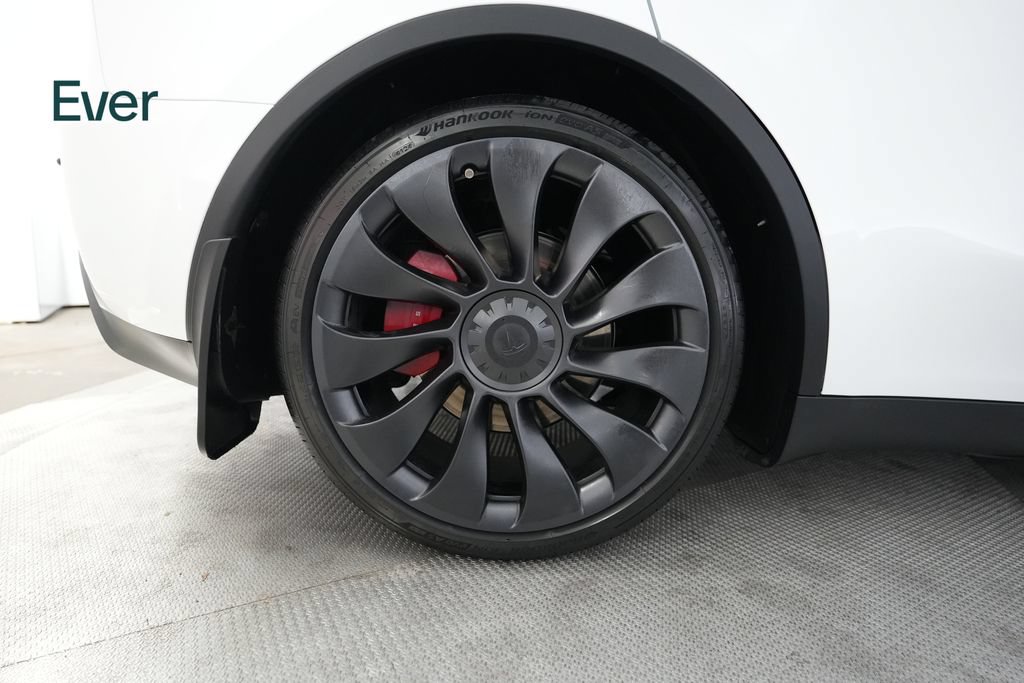 Used 2024 Tesla Model Y Performance AWD/4WD image 22