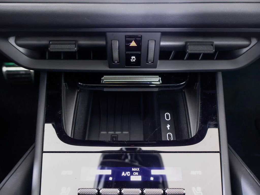 New 2026 Porsche Cayenne GTS image 4