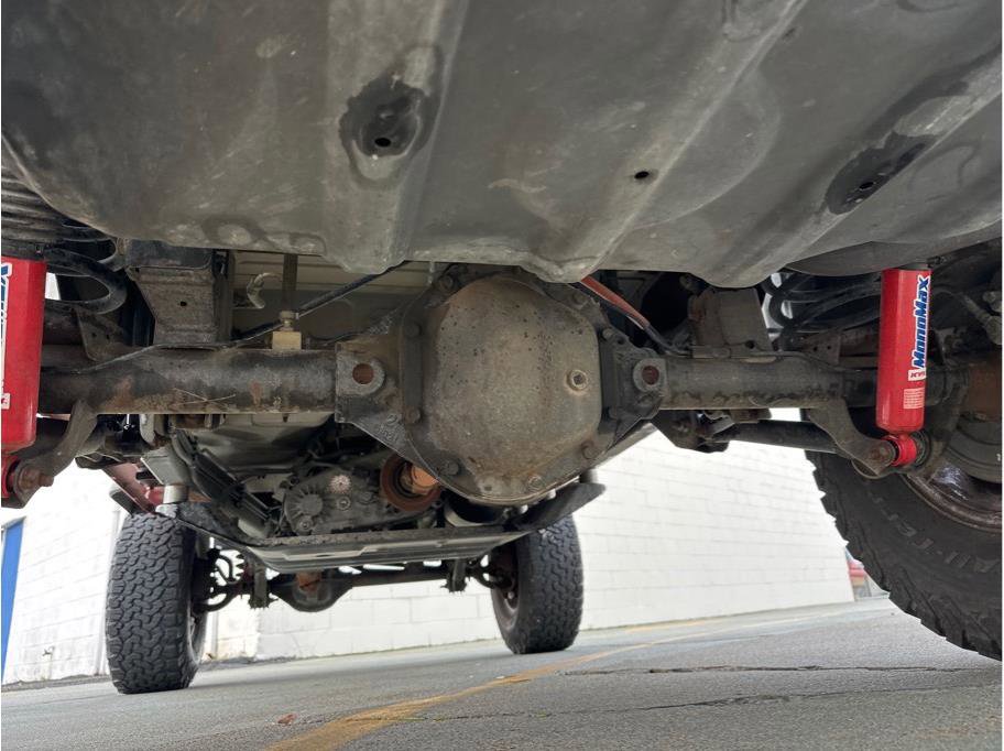 Used 2006 Jeep Wrangler Unlimited w/ Security Group image 23