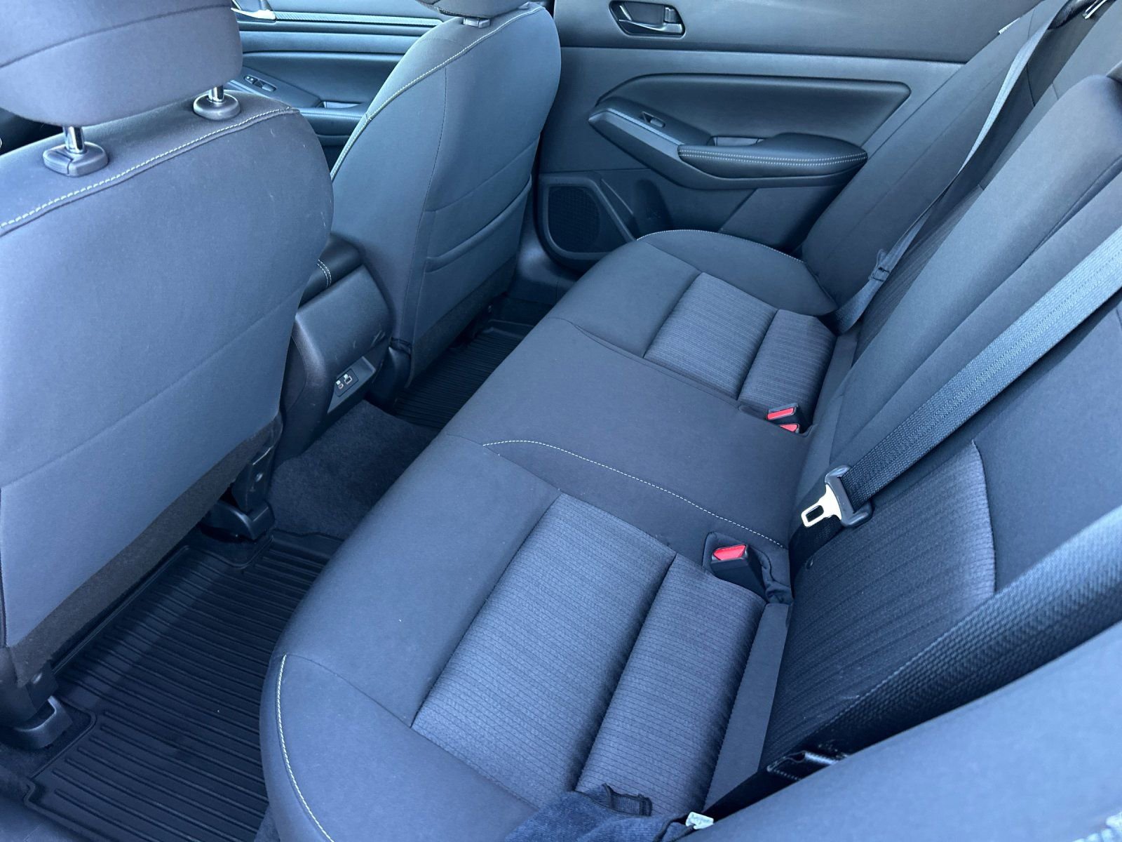 Used 2025 Nissan Altima 2.5 SV w/ SV Special Edition Package image 11