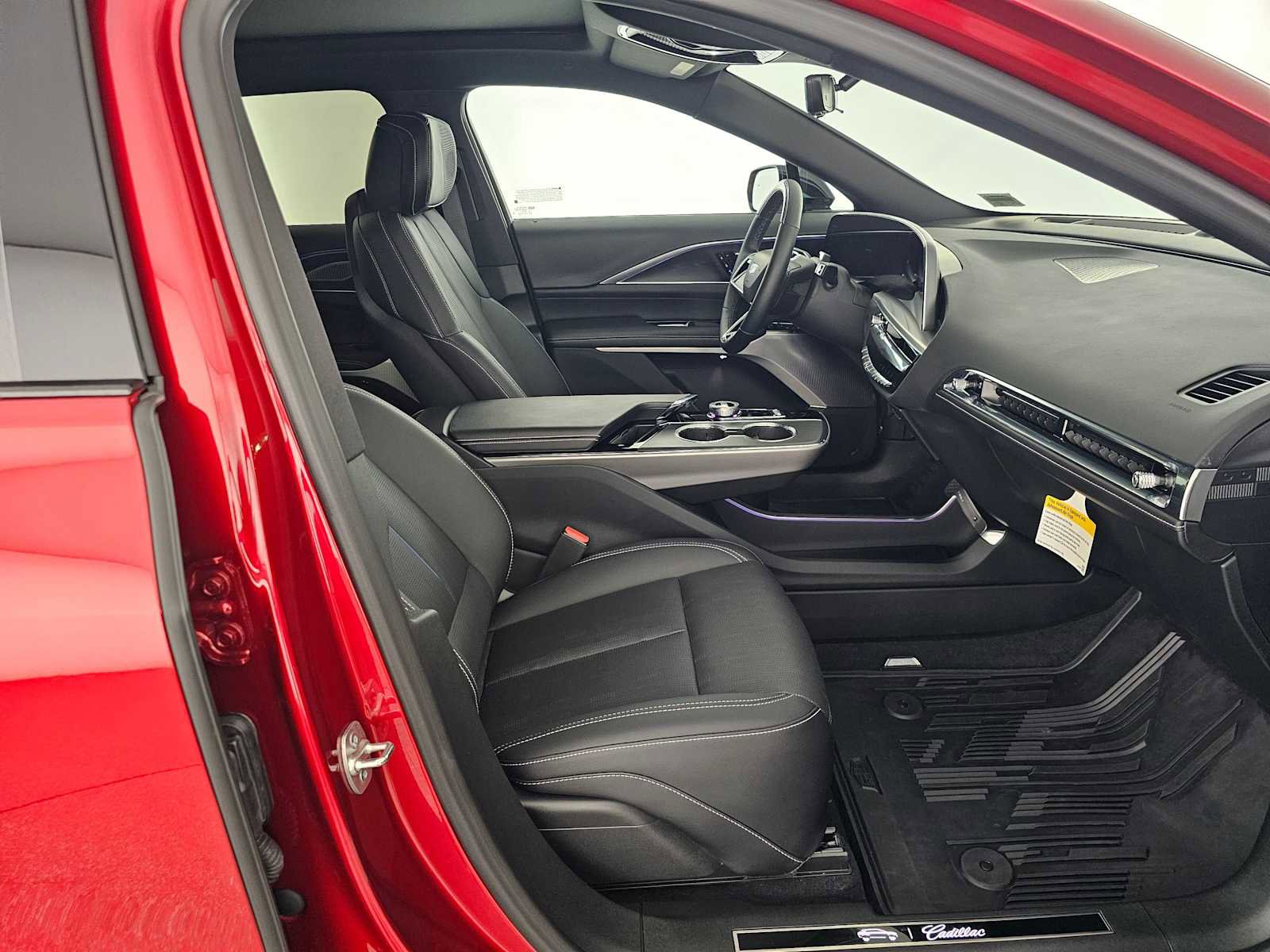 Used 2025 Cadillac Lyriq Luxury image 10