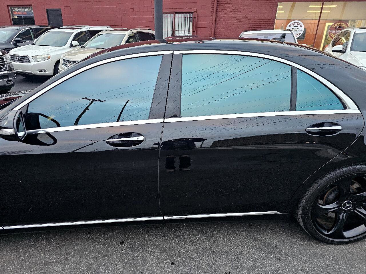 Used 2014 Mercedes-Benz S 550 Sedan image 4