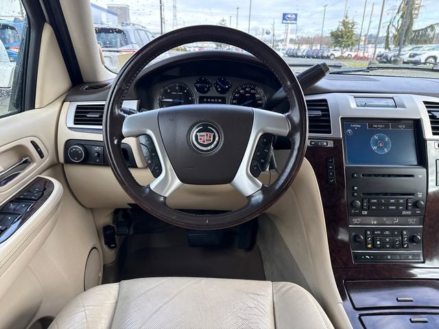 Used 2008 Cadillac Escalade EXT image 17