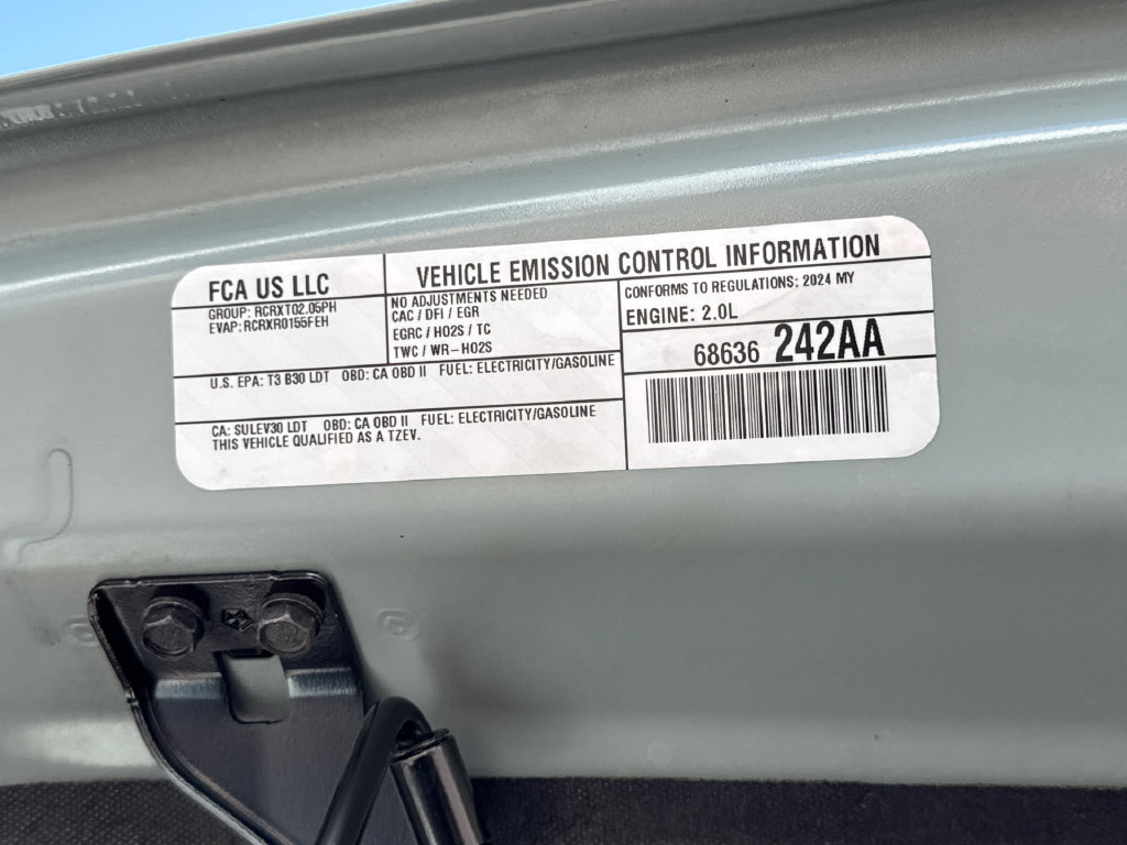 Certified 2024 Jeep Wrangler Unlimited w/ Convenience Group AWD/4WD image 11