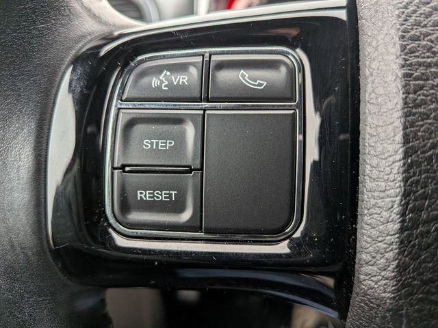 Used 2018 Dodge Grand Caravan SXT image 16