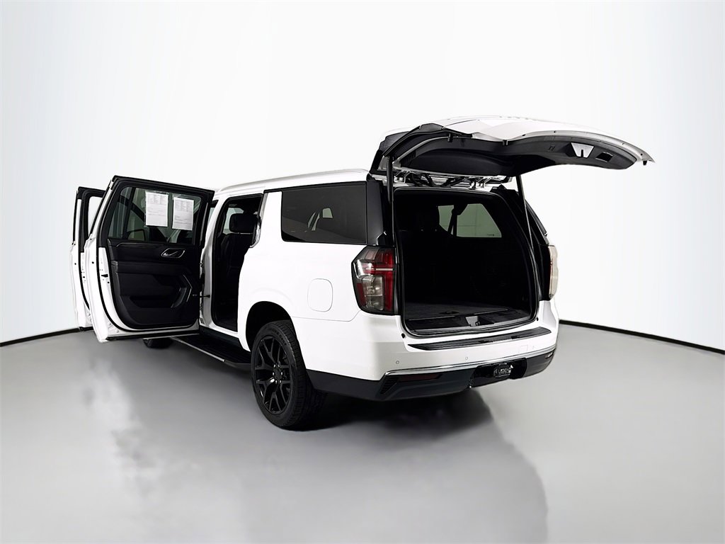 Used 2021 Chevrolet Suburban LT image 28