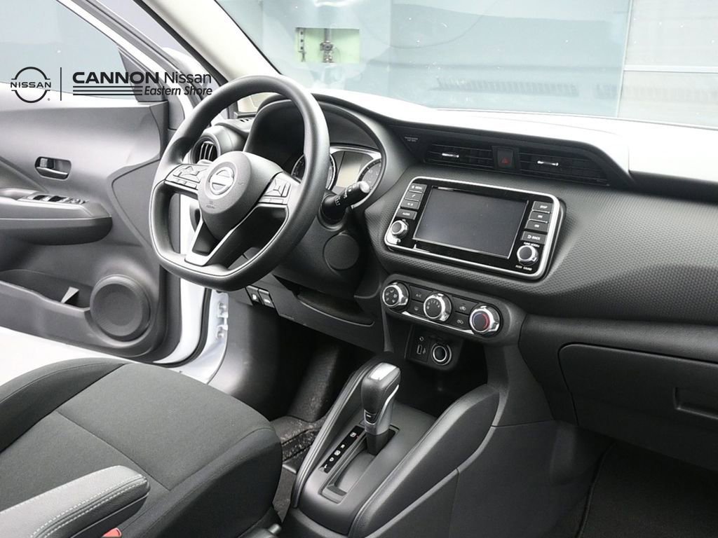 New 2025 Nissan Kicks Play S FWD image 25