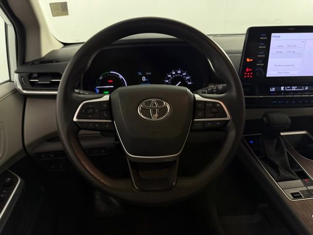 Used 2021 Toyota Sienna LE FWD image 21