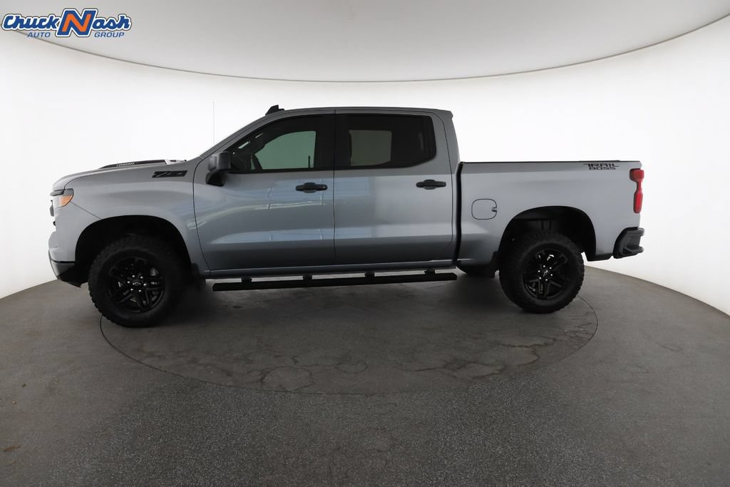 Used 2025 Chevrolet Silverado 1500 Custom Trail Boss AWD/4WD image 7