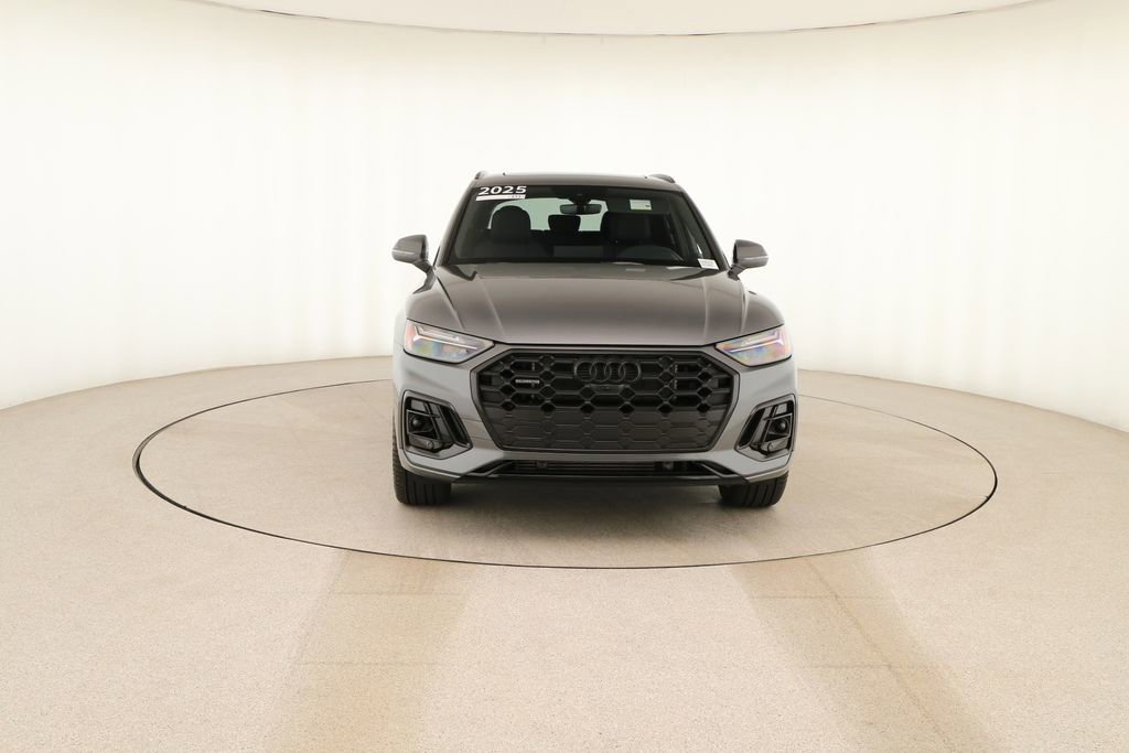 Certified 2025 Audi Q5 e Premium Plus w/ Premium Plus Package image 11