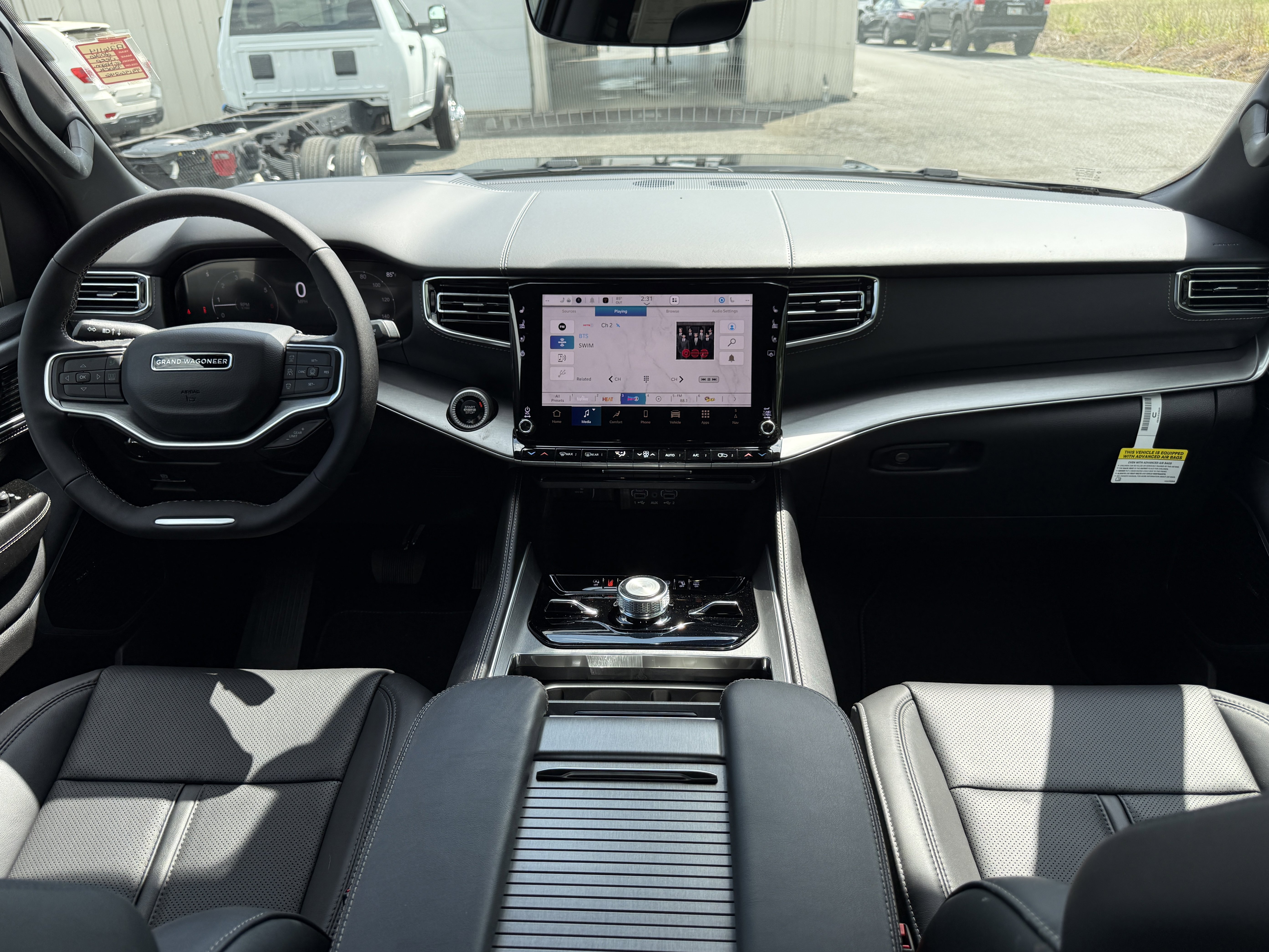 New 2026 Jeep Grand Wagoneer Limited AWD/4WD image 15