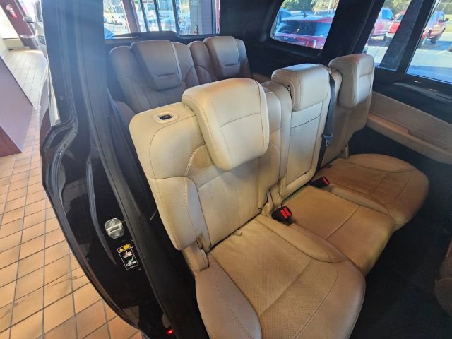 Used 2018 Mercedes-Benz GLS 450 4MATIC w/ Premium Package image 15