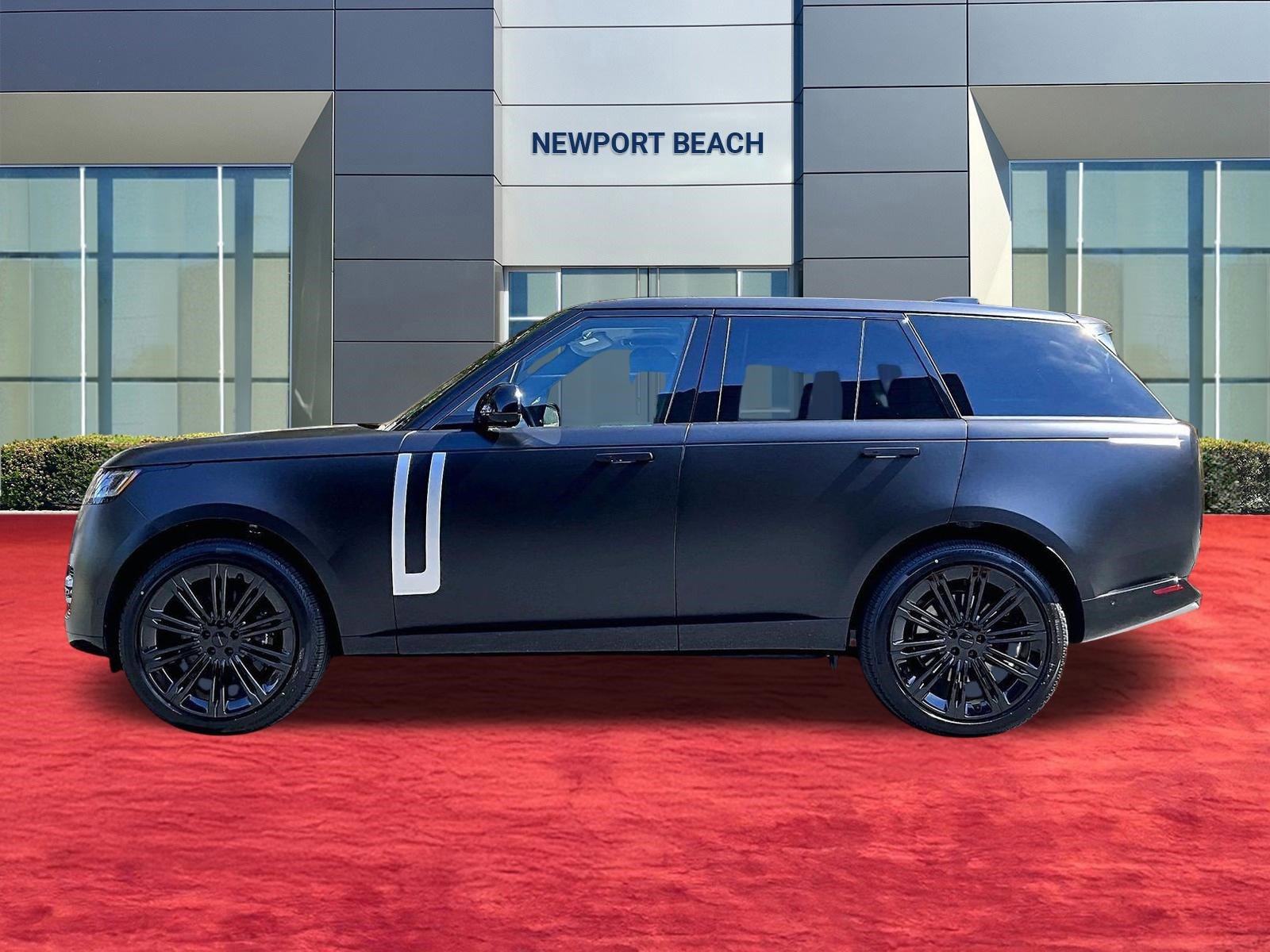 New 2026 Land Rover Range Rover Autobiography image 2