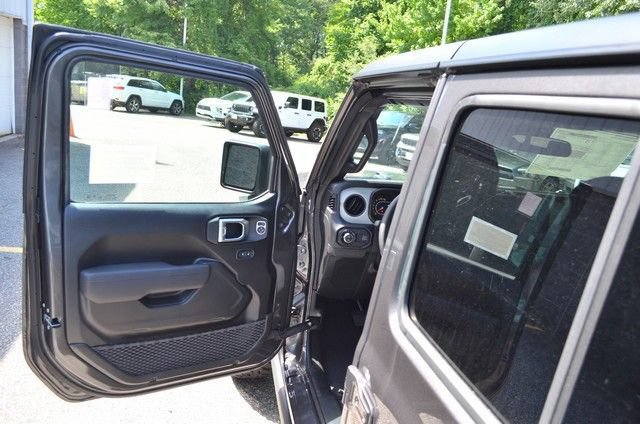 New 2026 Jeep Gladiator Sport AWD/4WD image 12