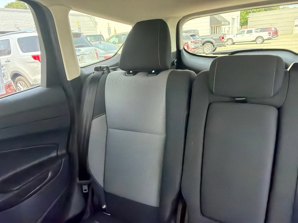Used 2017 Ford Escape SE FWD image 12