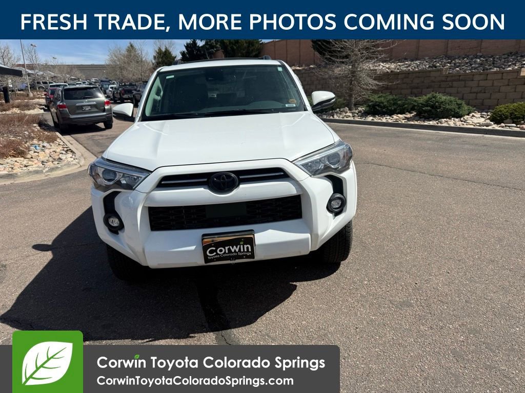 Used 2022 Toyota 4Runner SR5 Premium AWD/4WD image 2