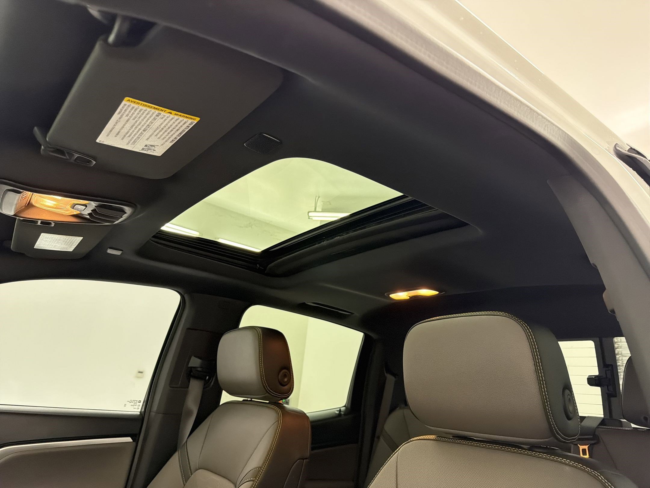 Used 2024 Chevrolet Colorado ZR2 w/ ZR2 Convenience Package III image 14