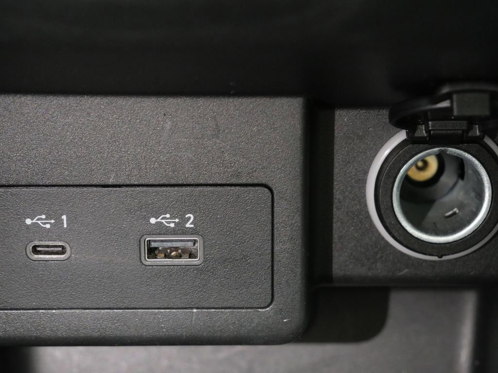 Used 2023 Nissan Kicks SR w/ SR Premium Package image 21