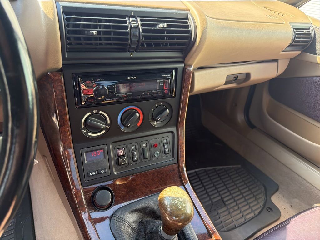 Used 1997 BMW Z3 1.9 image 11
