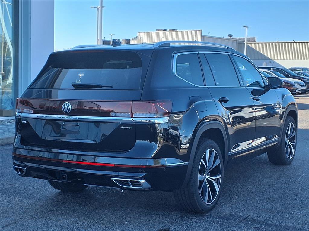 New 2026 Volkswagen Atlas SEL Premium R-Line image 7
