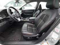 Used 2025 Nissan Altima 2.5 SR AWD/4WD image 19